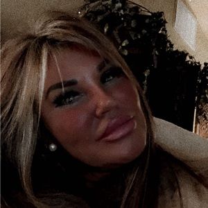 Meet your Posher, Nichol